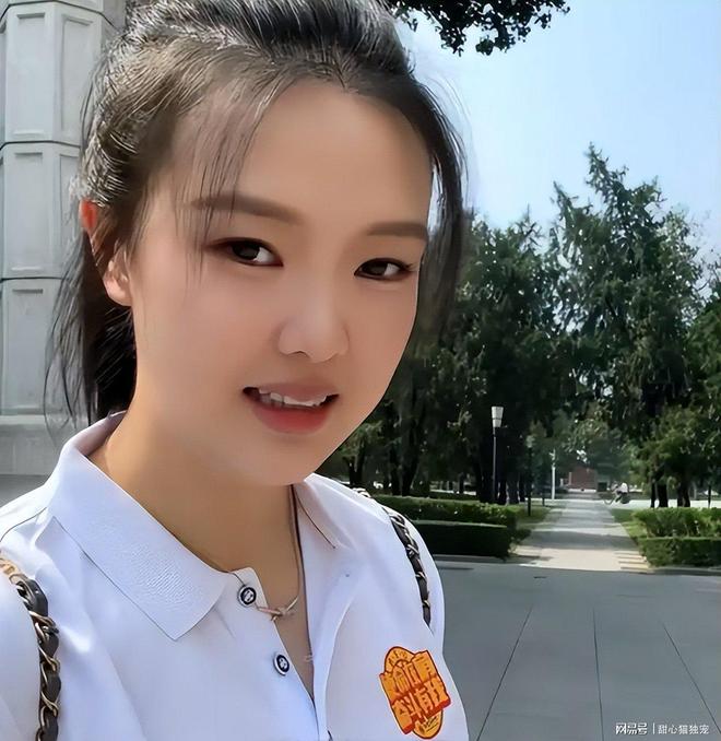 社交媒体重塑好莱坞：Instagram与TikTok如何让观众变参与者