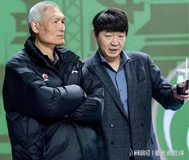 从16亿跌到0.4亿，耗资超两亿结果连《牛来》都不如，《姜子牙》导演新作血扑